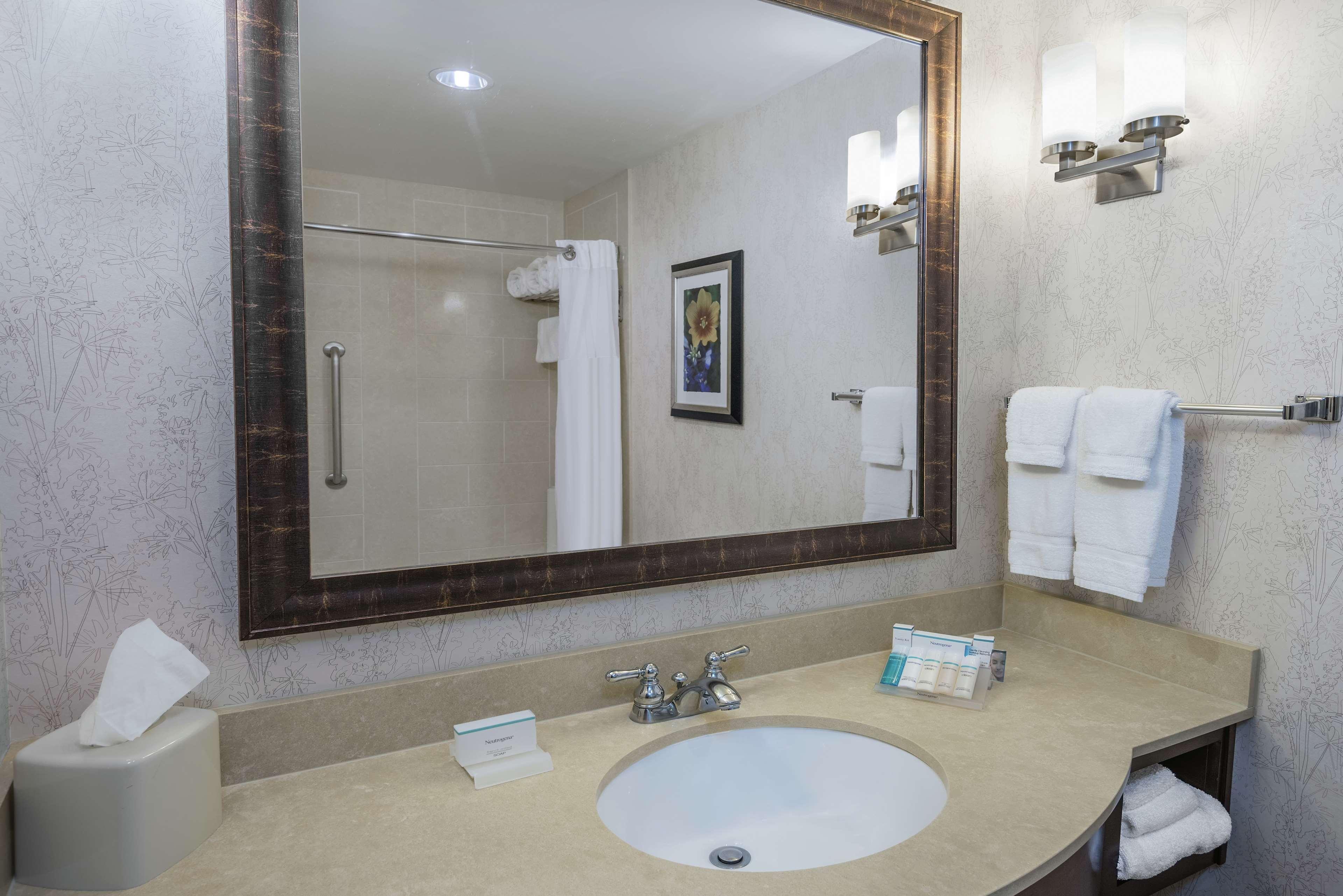 Hilton Garden Inn San Antonio/Rim Pass Drive Ngoại thất bức ảnh