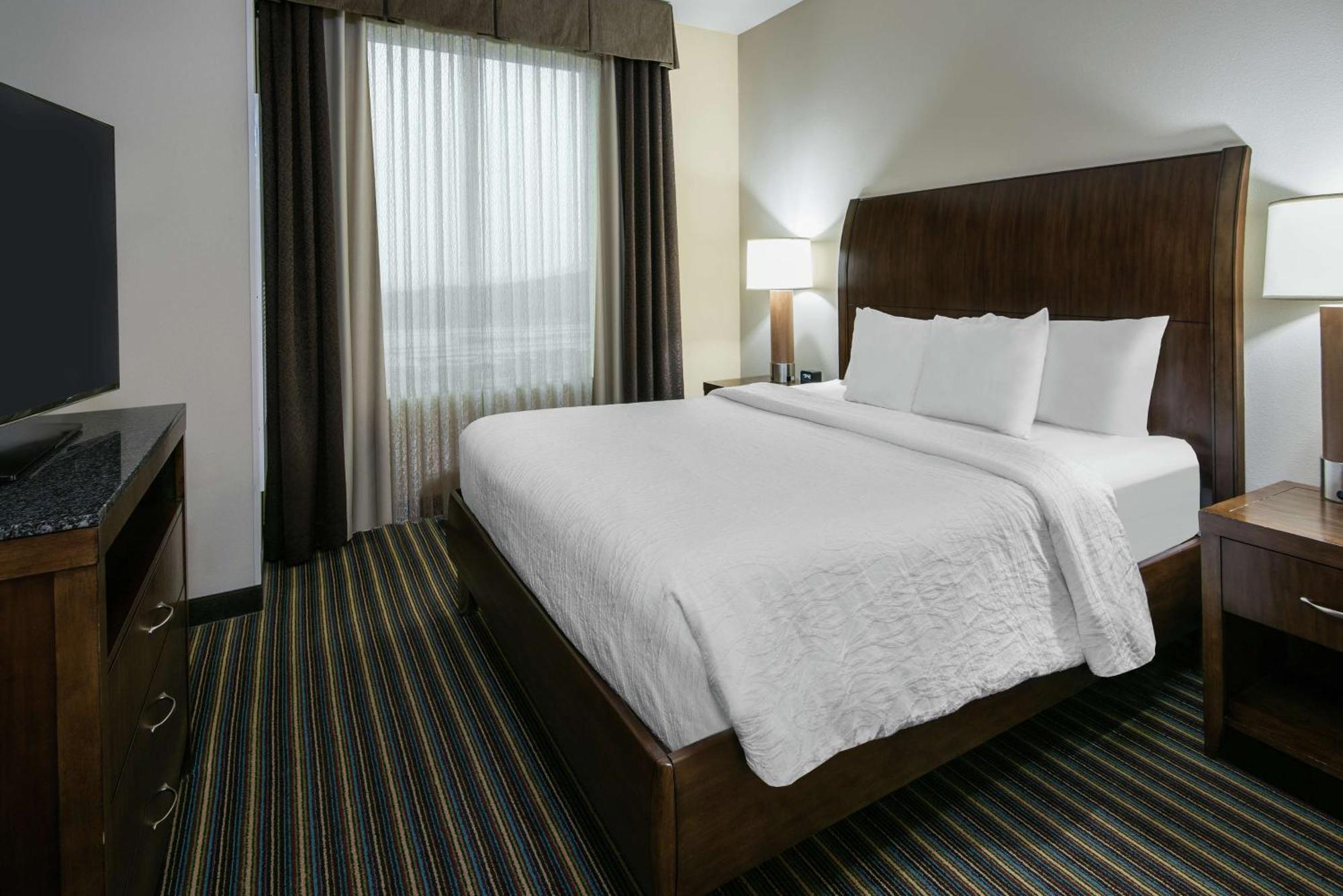 Hilton Garden Inn San Antonio/Rim Pass Drive Ngoại thất bức ảnh