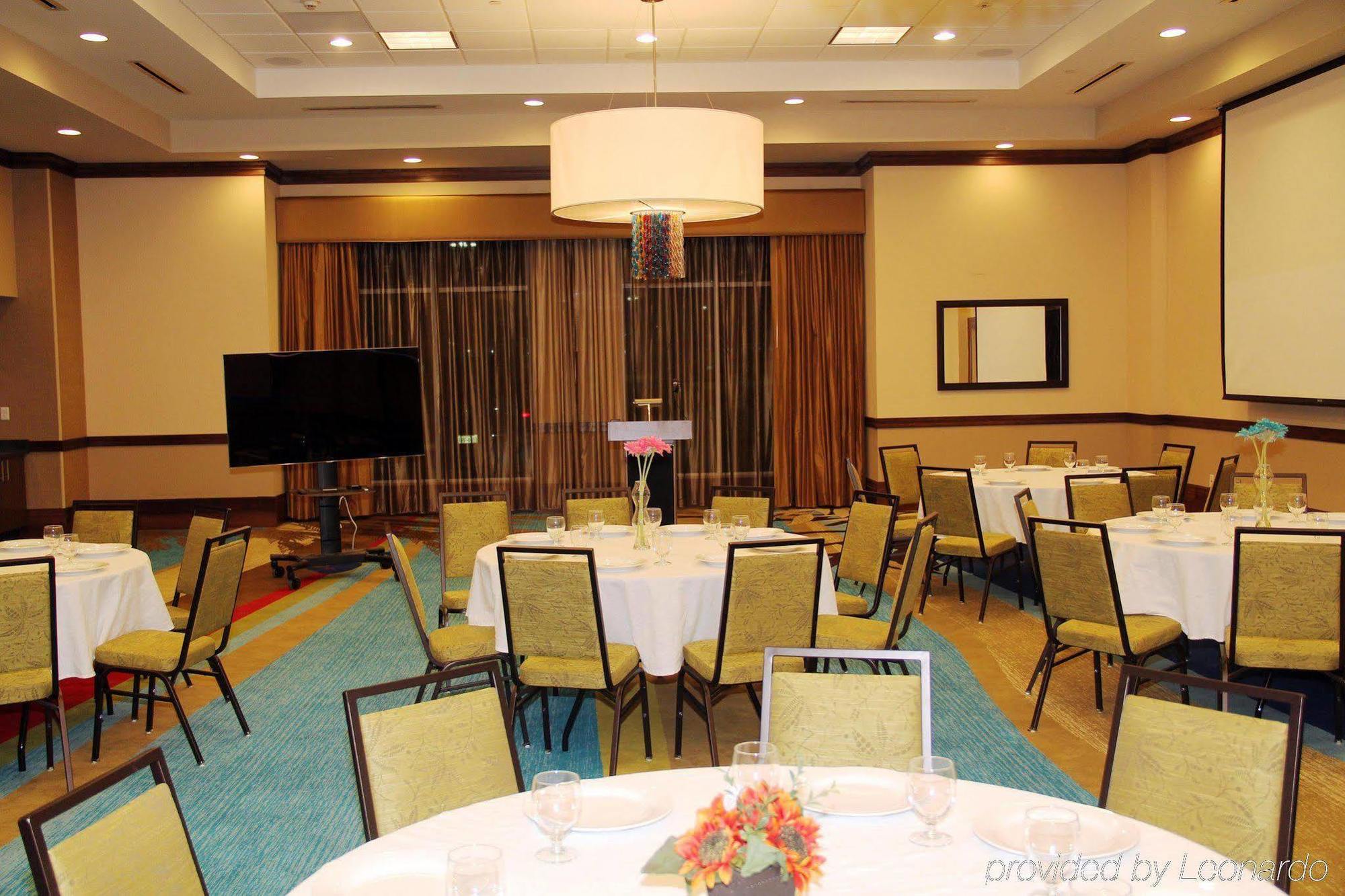 Hilton Garden Inn San Antonio/Rim Pass Drive Ngoại thất bức ảnh